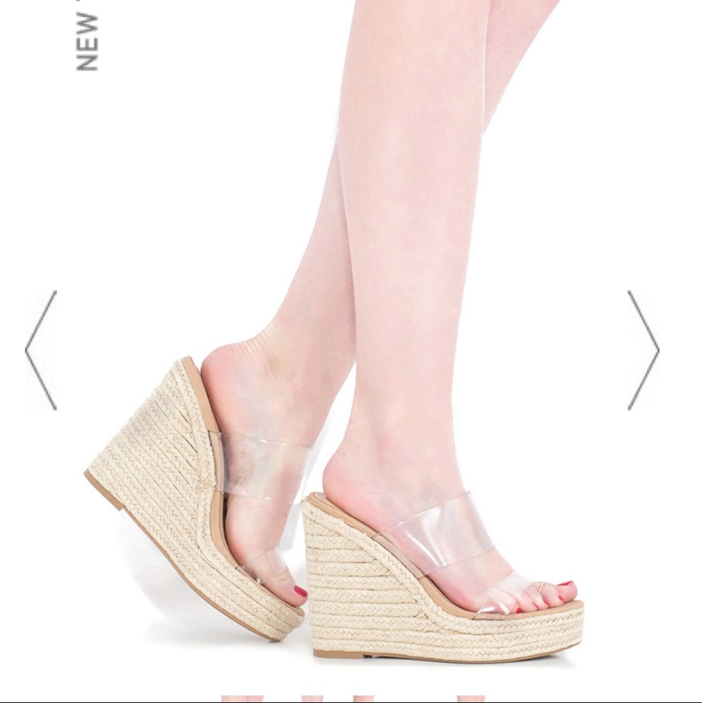 NWT Clear Strap Wedges by Go Jane